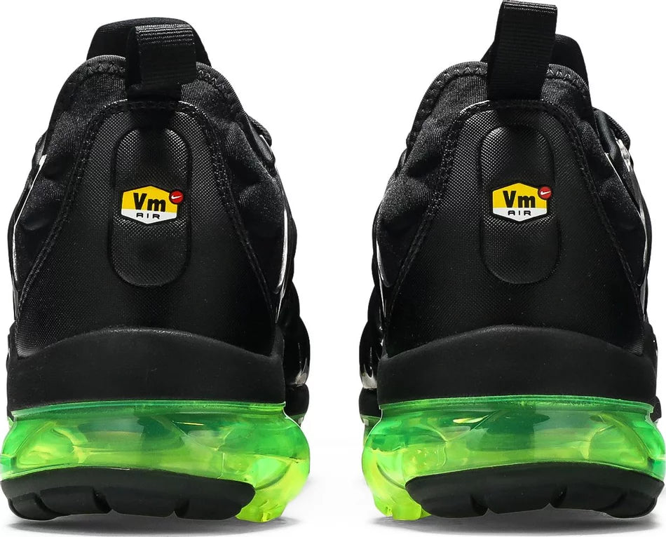 Nike Air VaporMax Plus - Black Volt