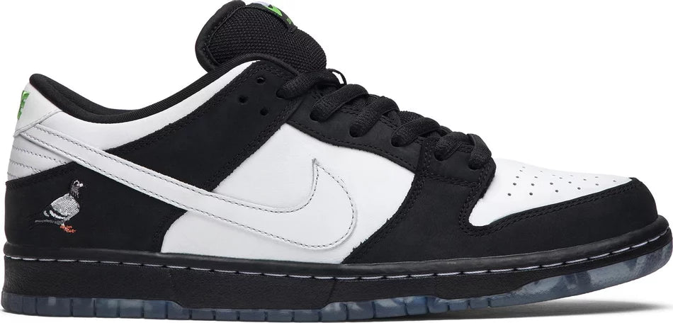 Nike Dunk Low - Panda Pigeon