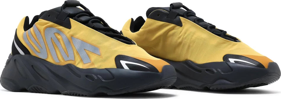 Yeezy Boost 700 MNVN - Honey Flux