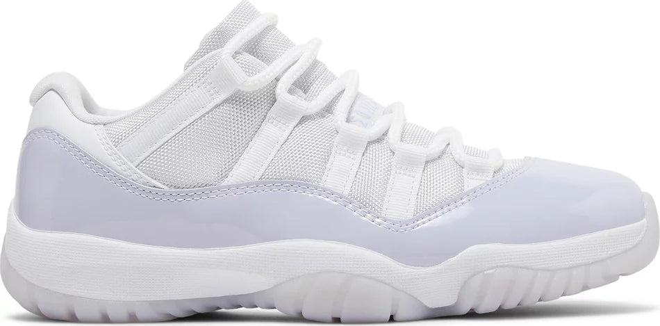 Jordan 11 Retro Low - Pure Violet