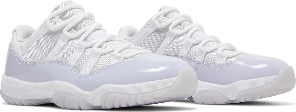 Jordan 11 Retro Low - Pure Violet