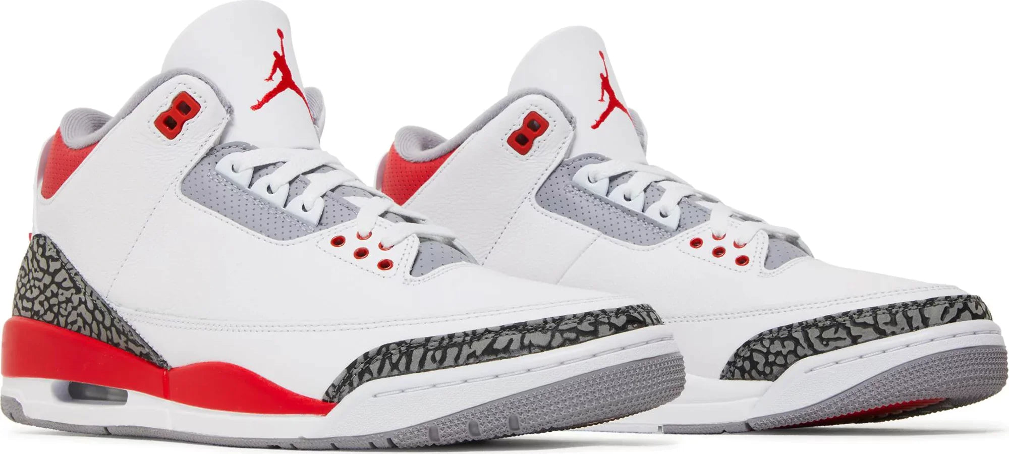 Jordan 3 Retro - Fire Red (2022)