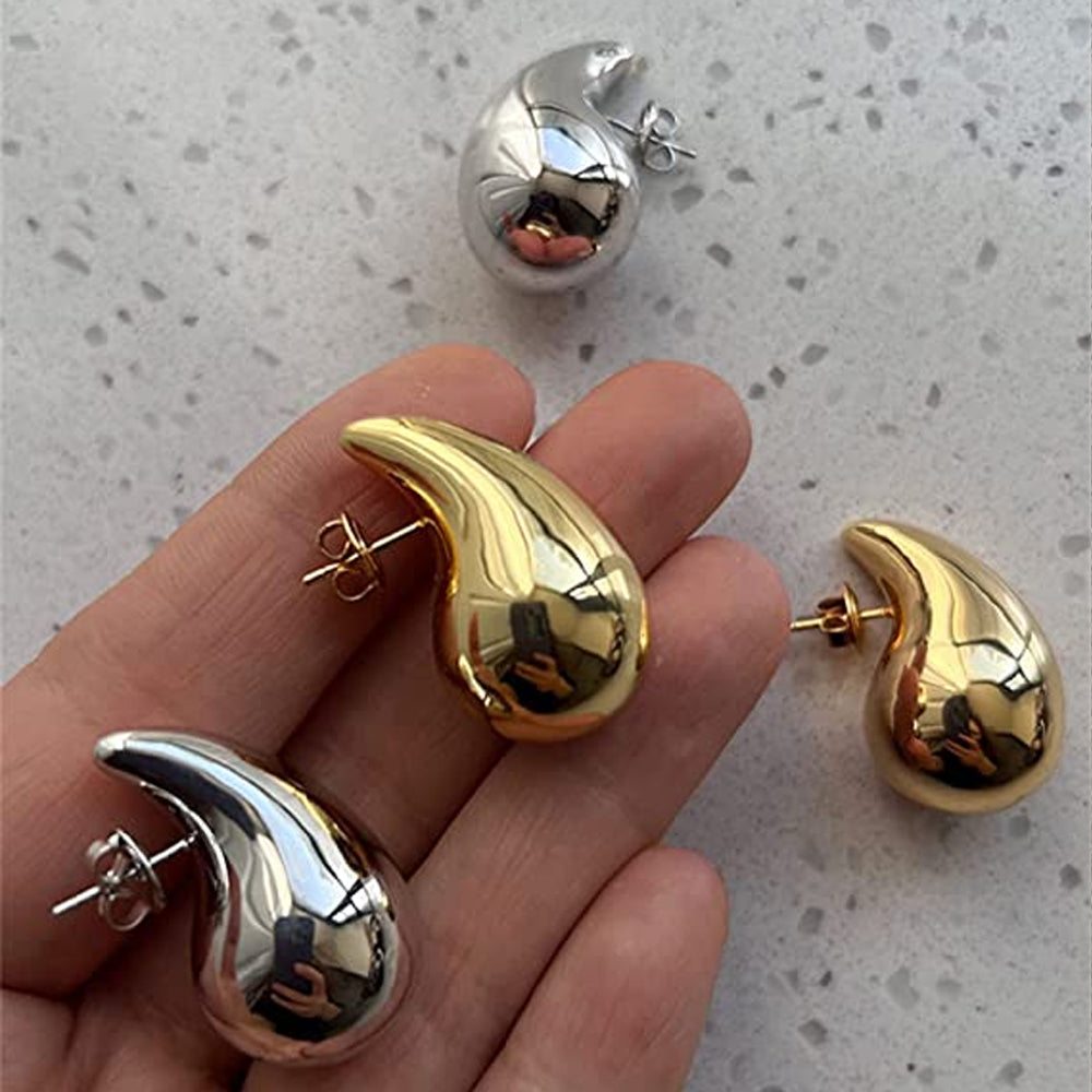 IL - Gold-Plated Waterdrop Earrings