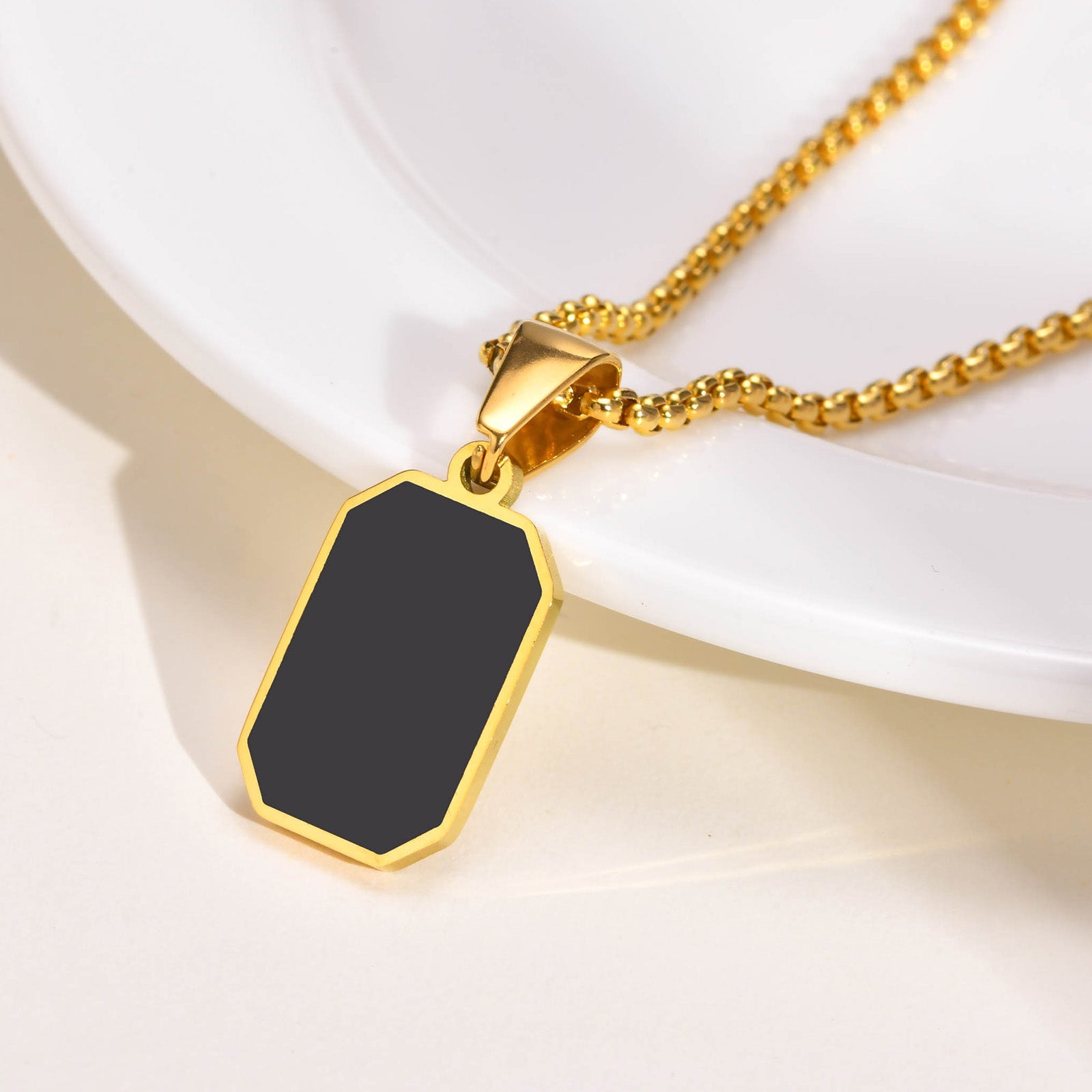 IL - Geometric Square Necklace with Black Enamel Rectangle Pendant