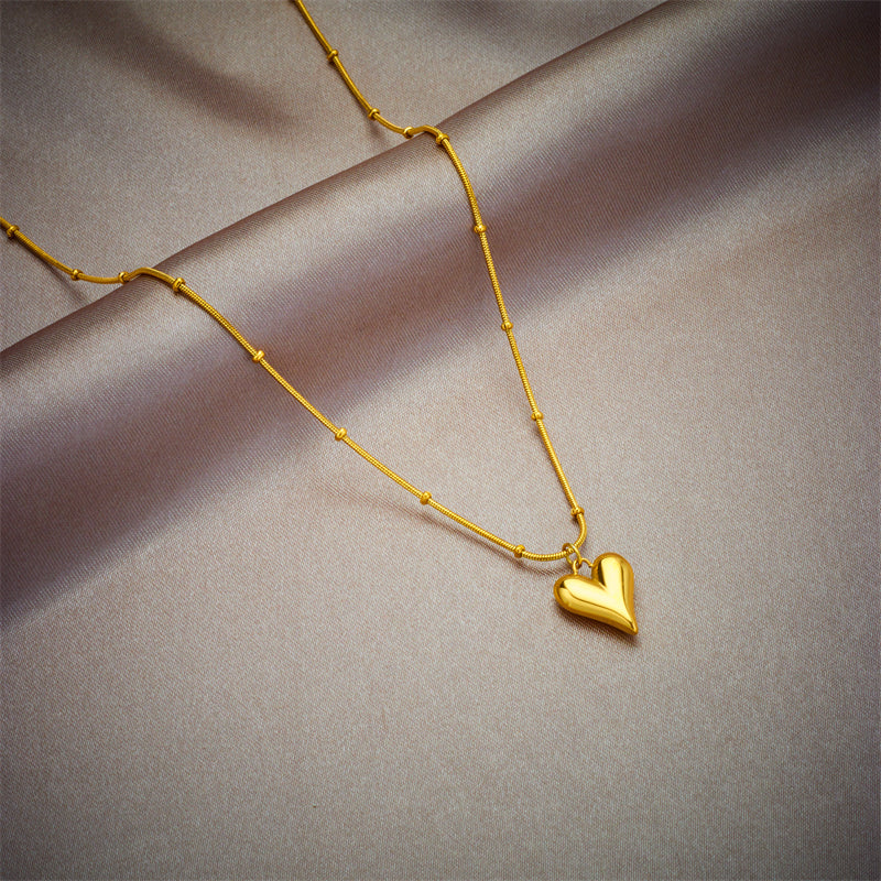 IL -  Gold Stainless Steel Heart Pendant Necklace