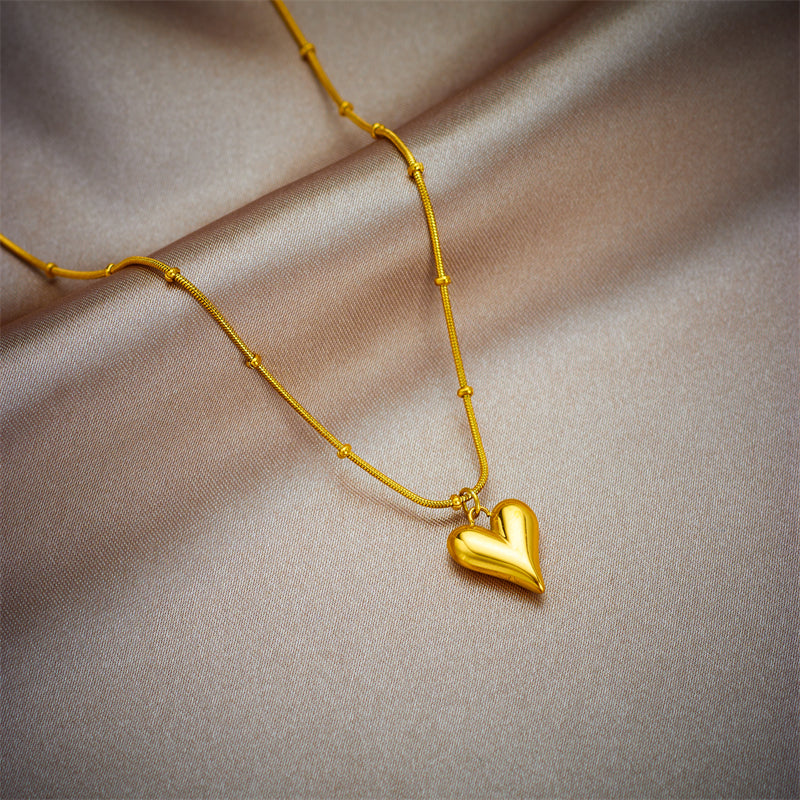 IL -  Gold Stainless Steel Heart Pendant Necklace