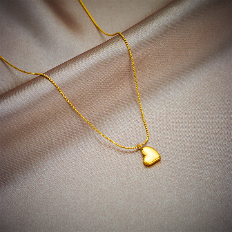 IL -  Gold Stainless Steel Heart Pendant Necklace